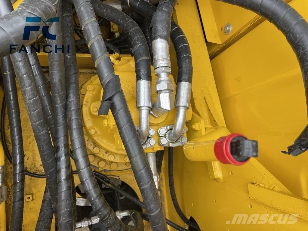 Komatsu PC210 Escavadeiras de esteiras