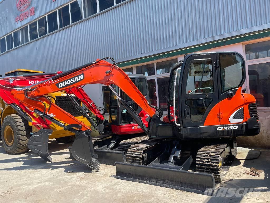 Doosan DX 60 Escavadeiras de esteiras