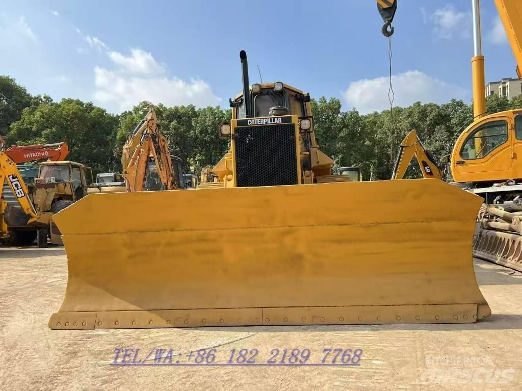 CAT D 6 M P LGP Dozers - Tratores rastos