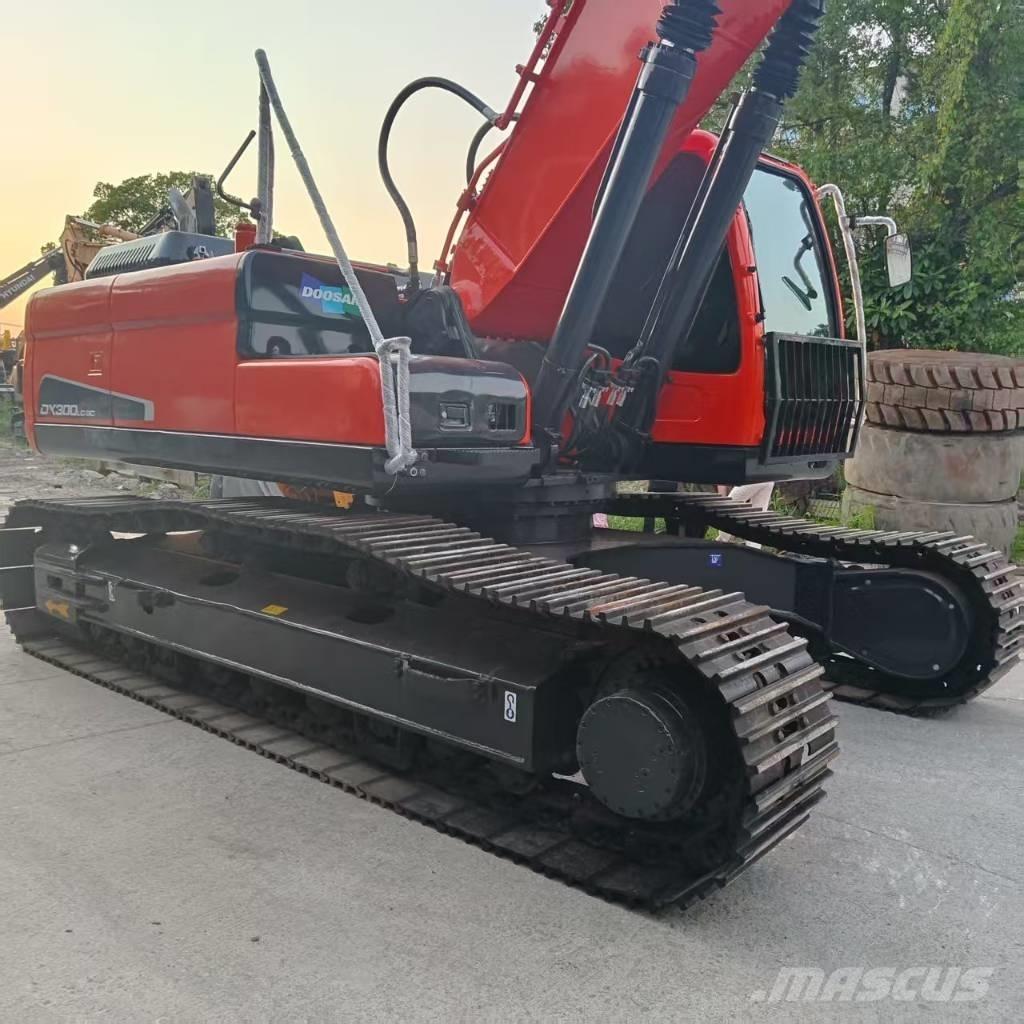 Doosan DX 300 Escavadeiras de esteiras