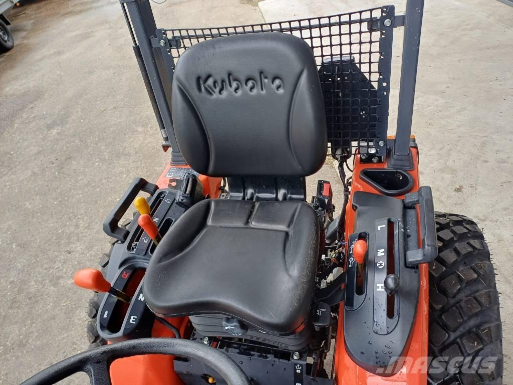 Kubota B1-241 Tractores compactos