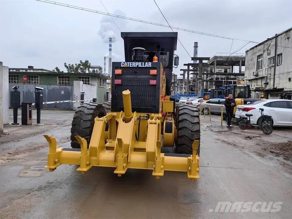 CAT 140H Motoniveladoras