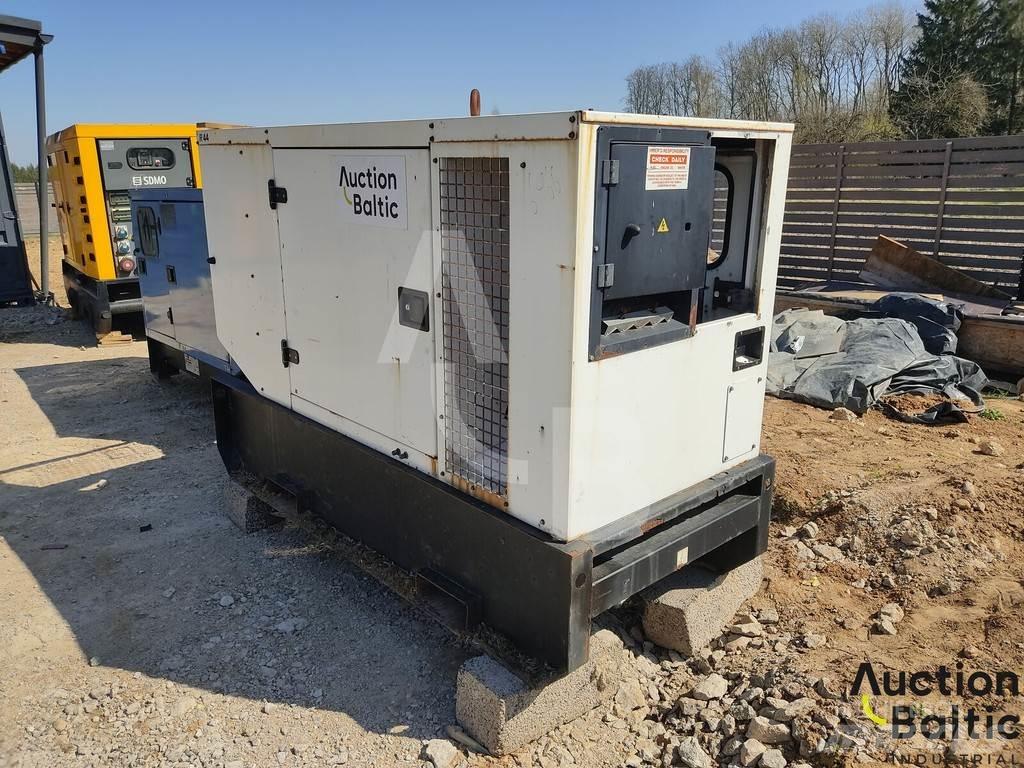Sdmo R44K Geradores Diesel