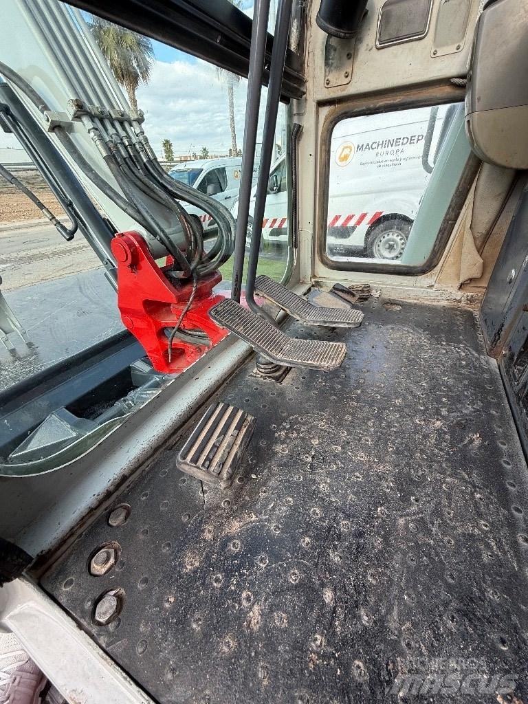 Takeuchi TB 135 Miniescavadeiras