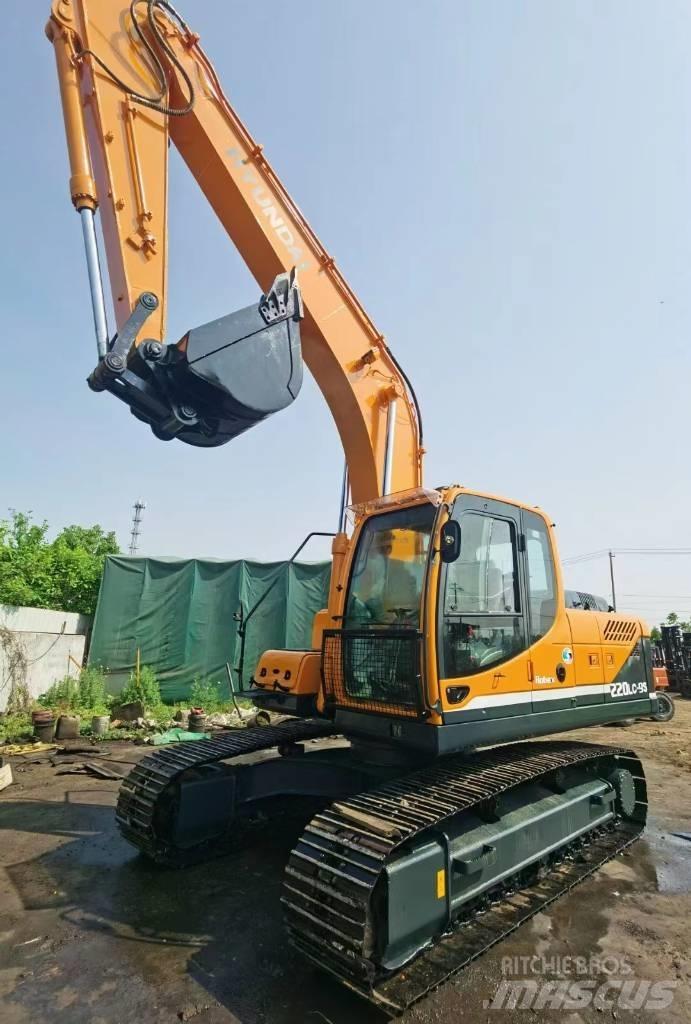 Hyundai R220LC-9 Escavadeiras de esteiras