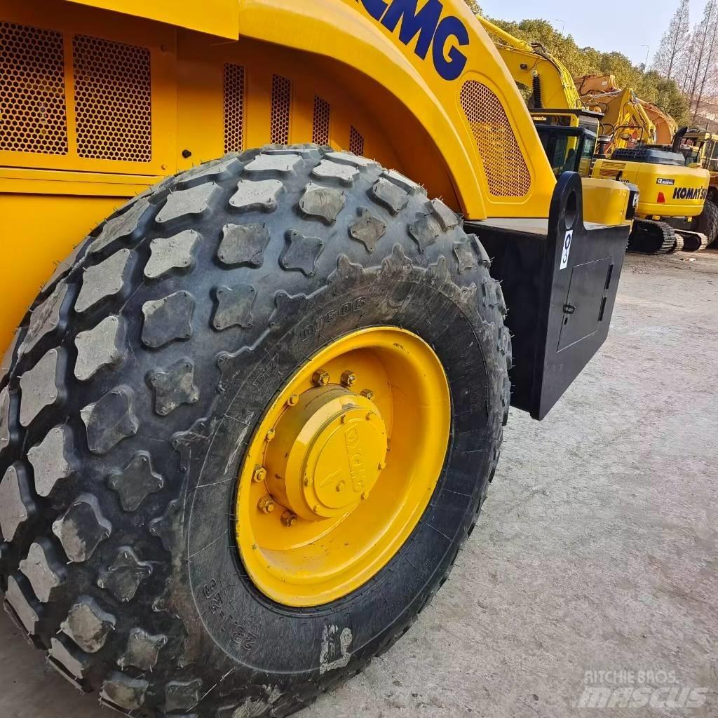 XCMG XS 142 J Cilindros Compactadores monocilíndricos
