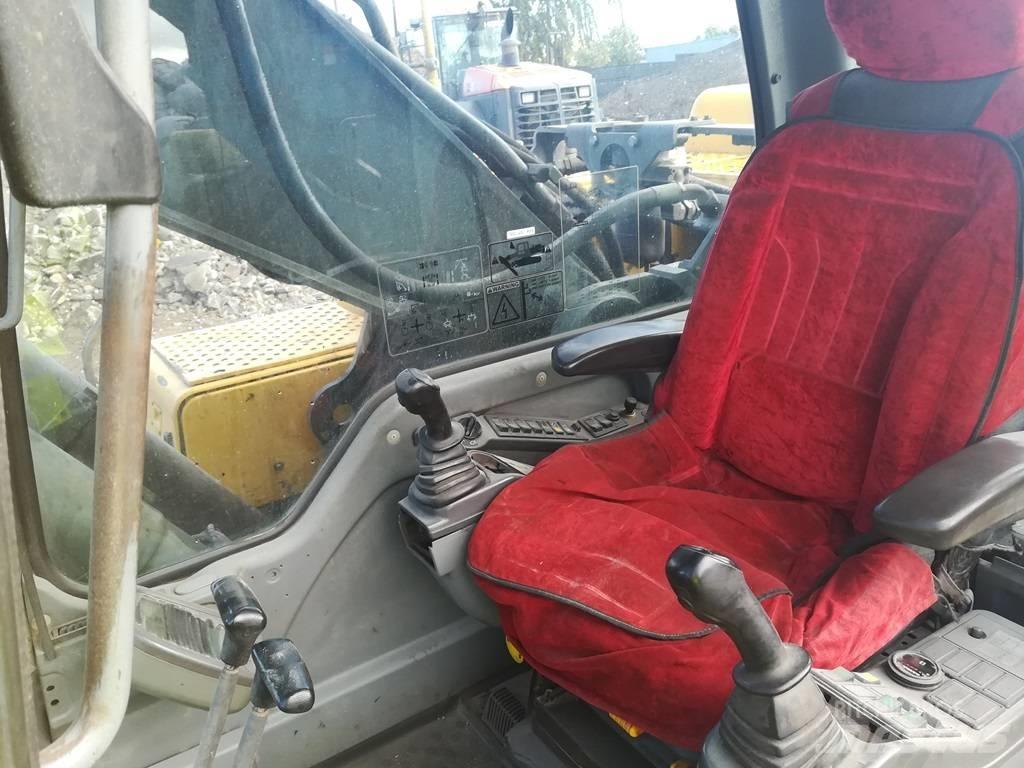 Volvo EC 290 B LC Escavadeiras de esteiras