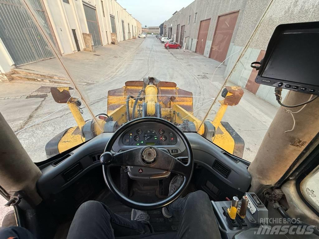 Komatsu WA 380-5H Carregadeiras de rodas