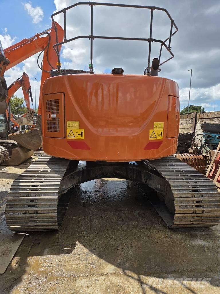 Hitachi ZX225US-6 Escavadeiras de esteiras