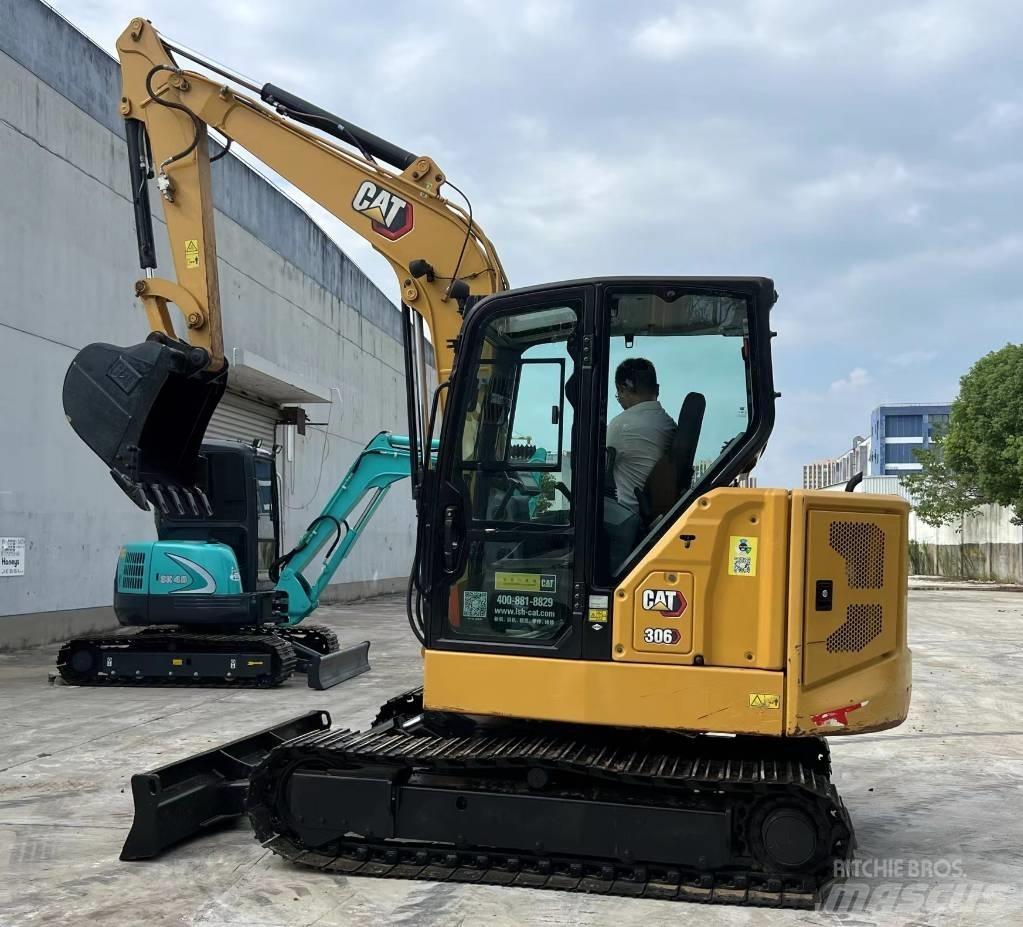 CAT 306 Miniescavadeiras