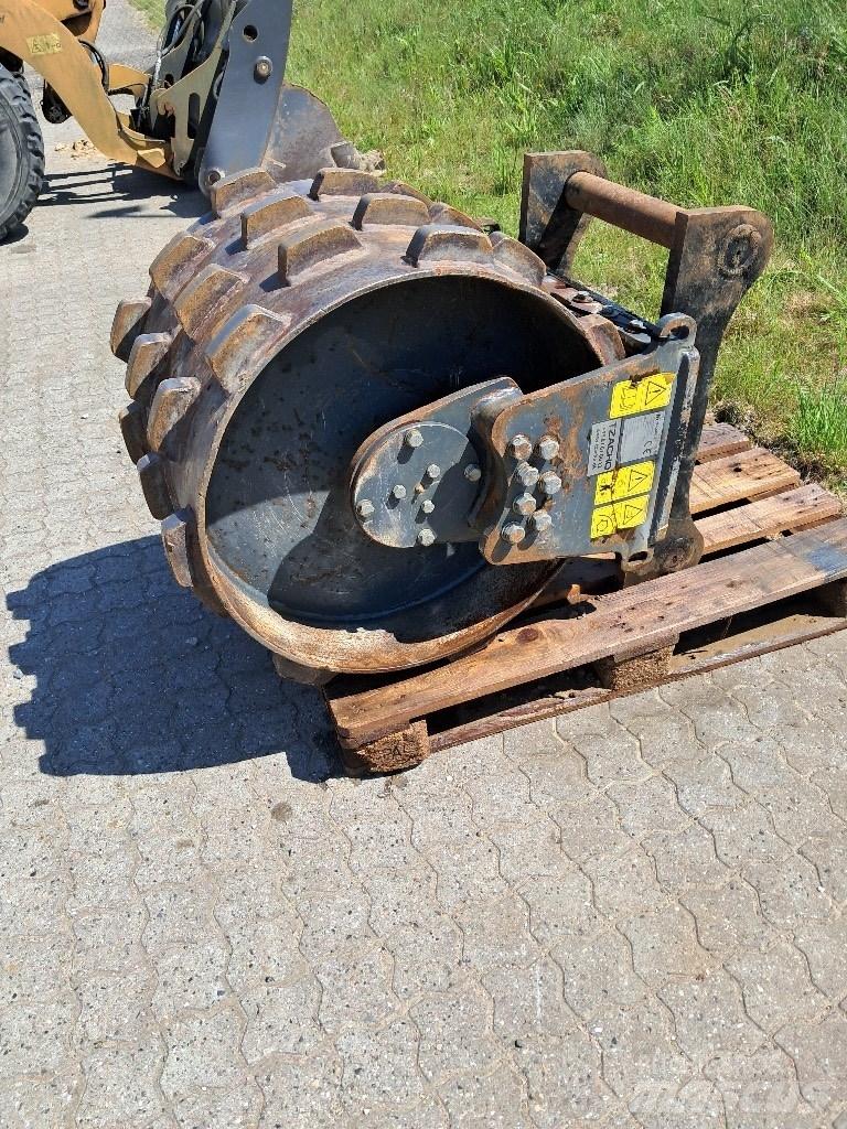 CASE 800x600 Acessórios e peças de equipamento de compactação
