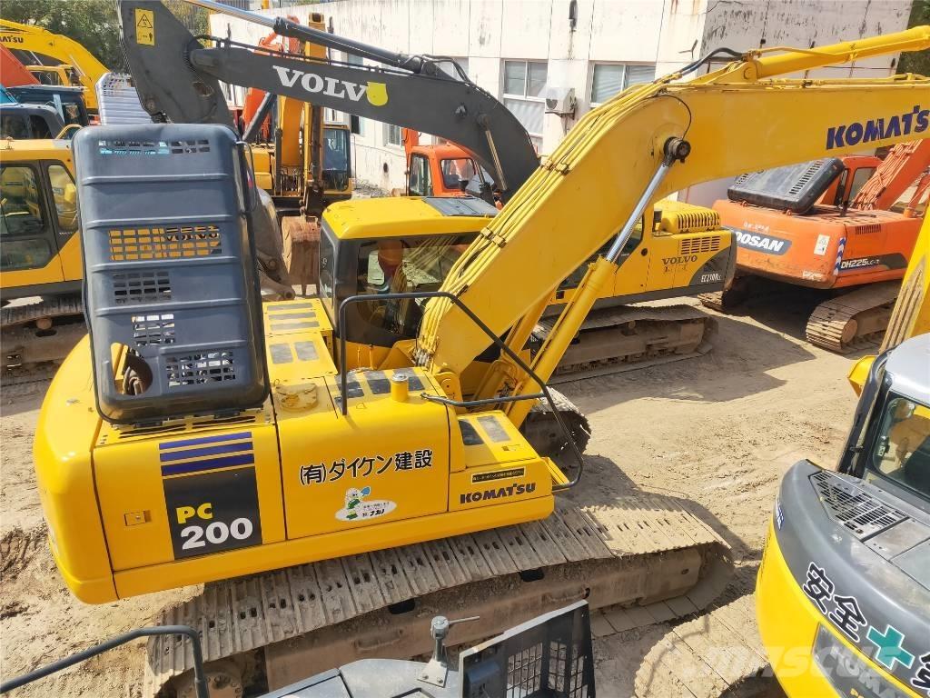 Komatsu PC200-7 Escavadeiras de esteiras