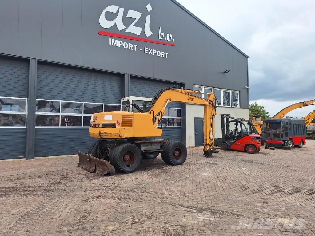 Liebherr A312 Escavadoras de rodas