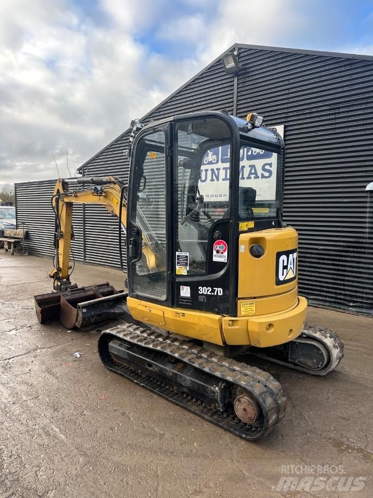 CAT 302.7DCR Miniescavadeiras