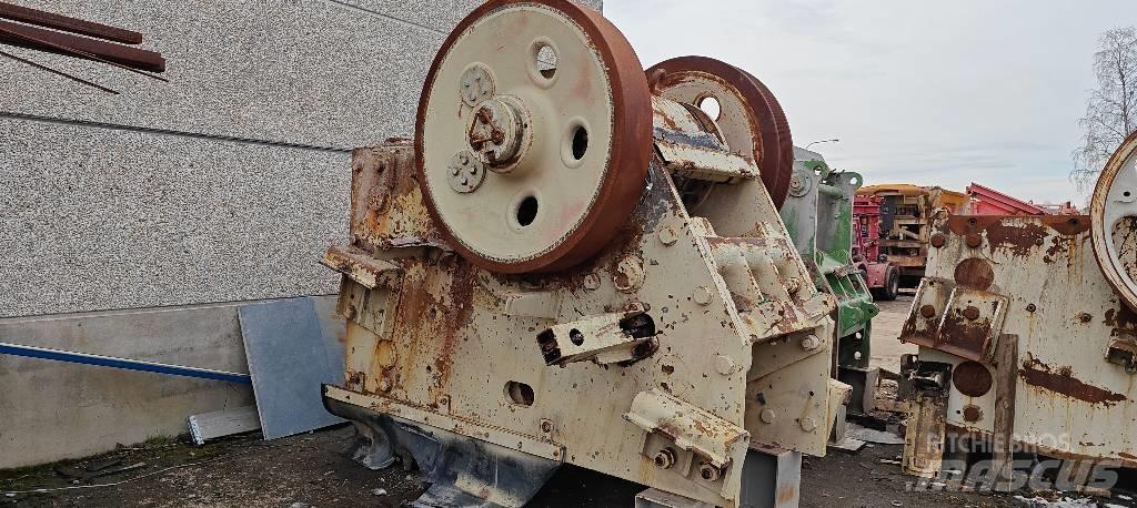 Metso C 100 Britadeiras