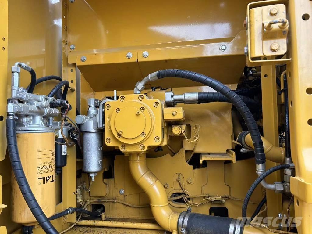 CAT 320 Escavadeiras de esteiras