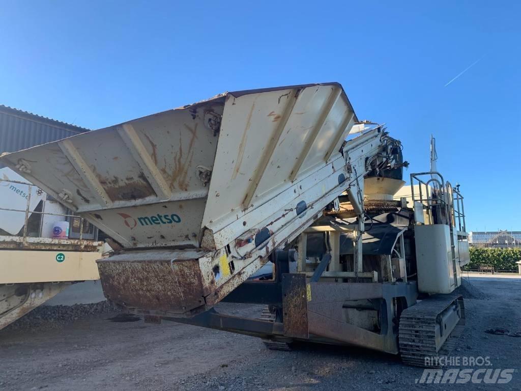Metso LT 200 HP Britadores móveis