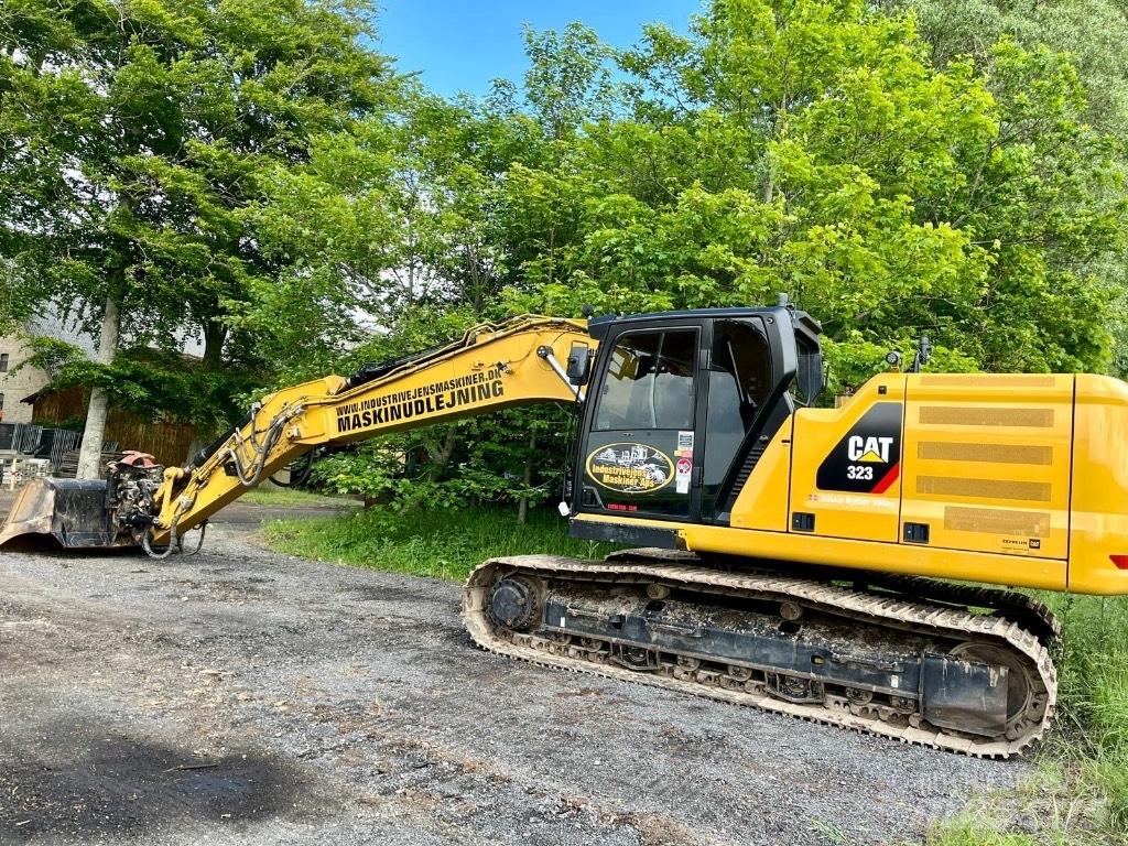 CAT 323 NG - nextgen Escavadeiras de esteiras
