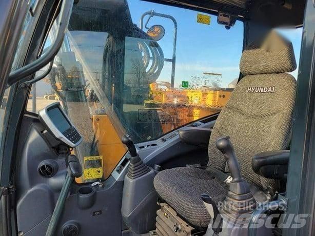 Hyundai HX130 Escavadeiras de esteiras