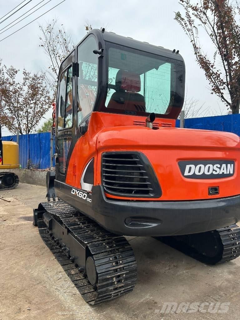 Doosan DX 60 Miniescavadeiras