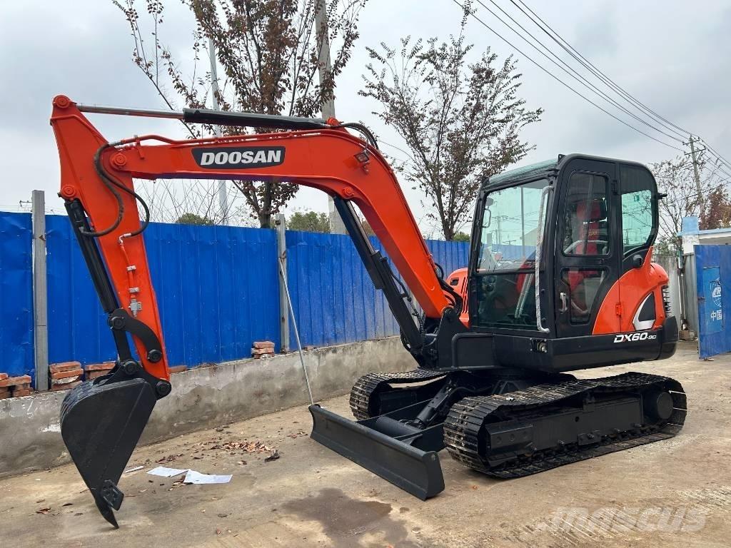 Doosan DX 60 Miniescavadeiras