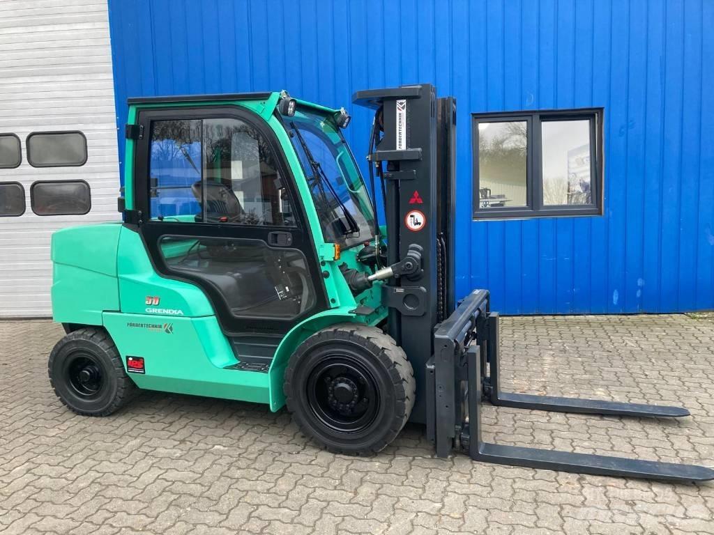 Mitsubishi FD 50 Empilhadores Diesel
