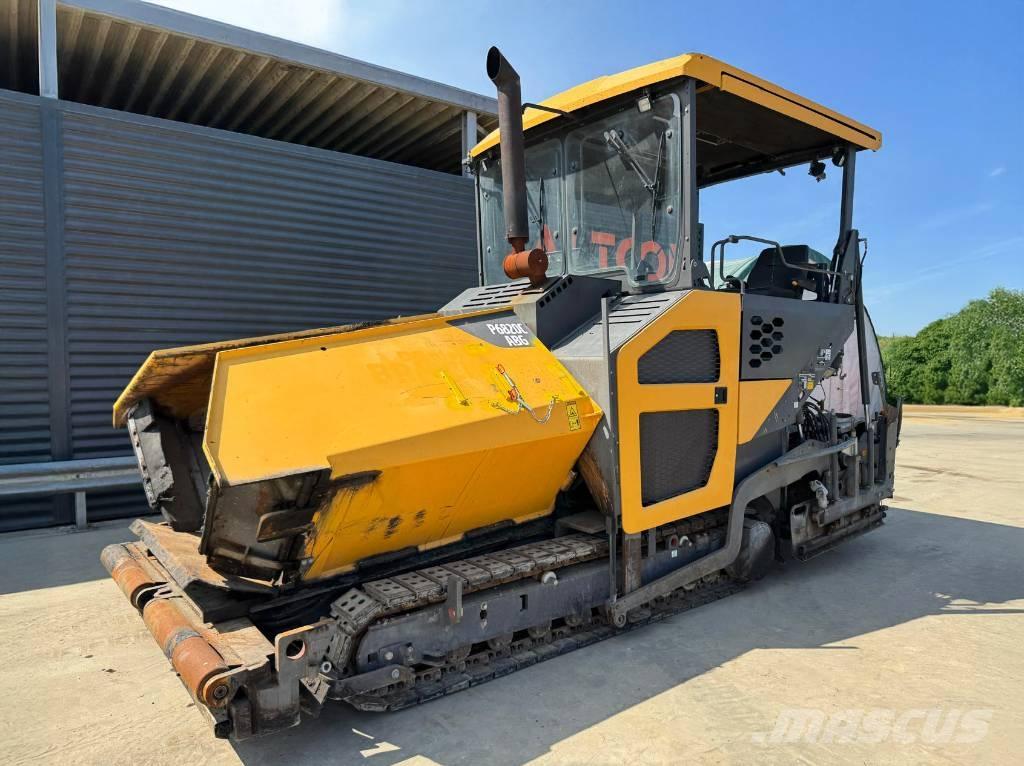 Volvo P 6820C Espalhadoras de asfalto