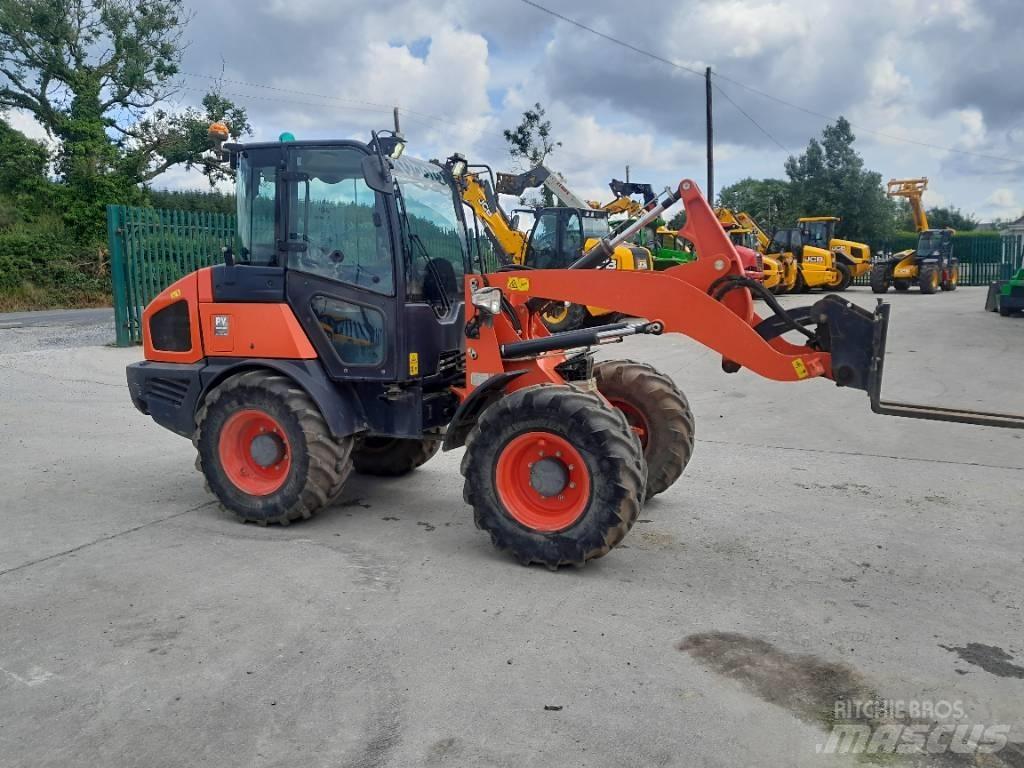 Kubota R 085 Carregadeiras de rodas