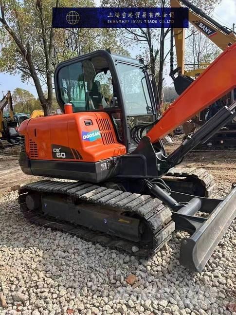 Doosan DX 60 Escavadeiras de esteiras