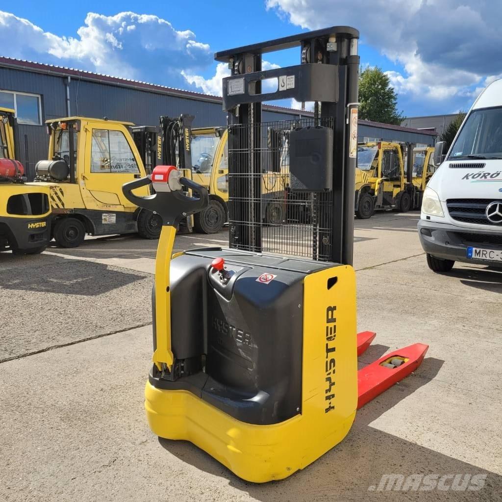Hyster S 1.4 AC Porta-paletes manuais