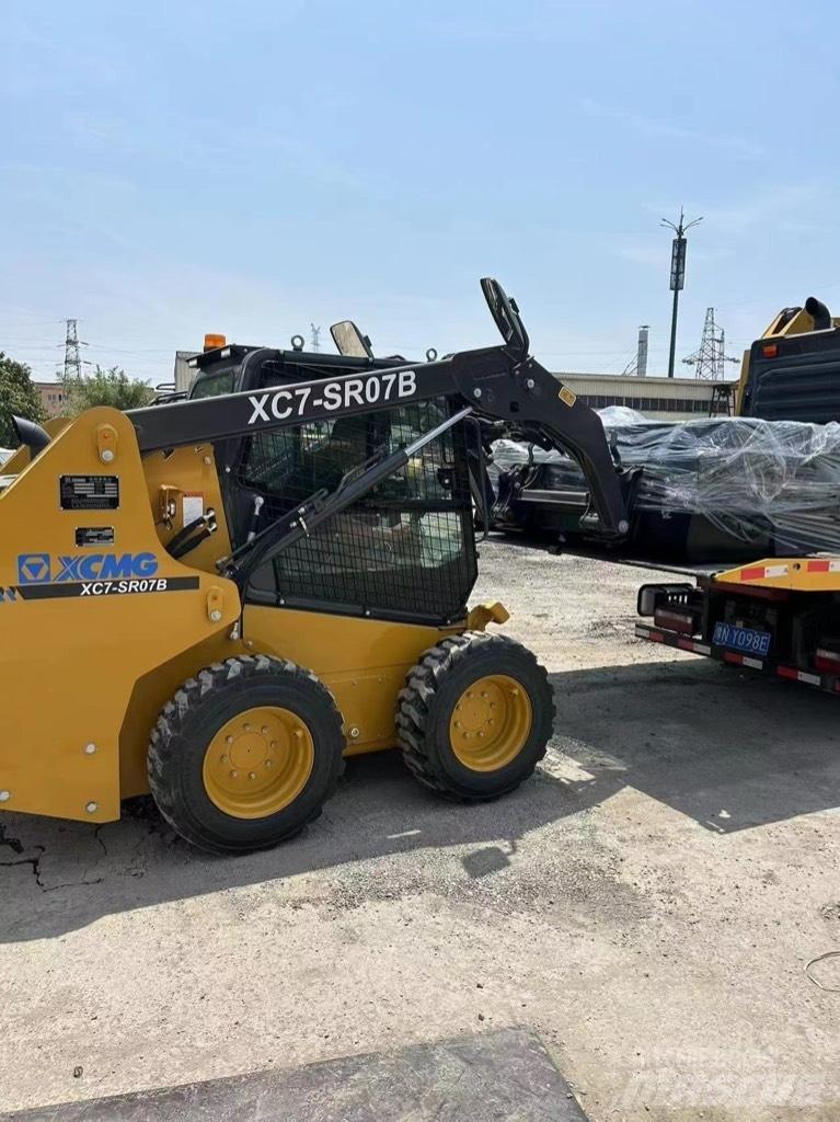 XCMG XC7-SR07B Minicarregadeiras