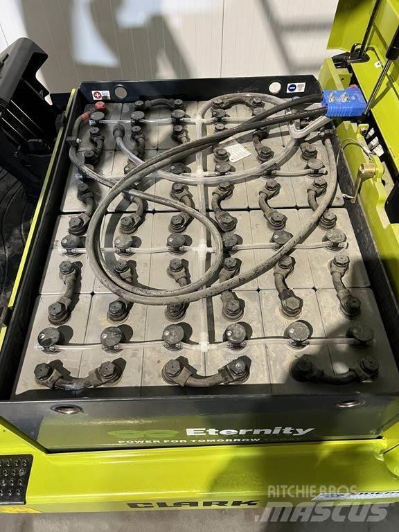 Clark GTX18 Empilhadores eléctricos