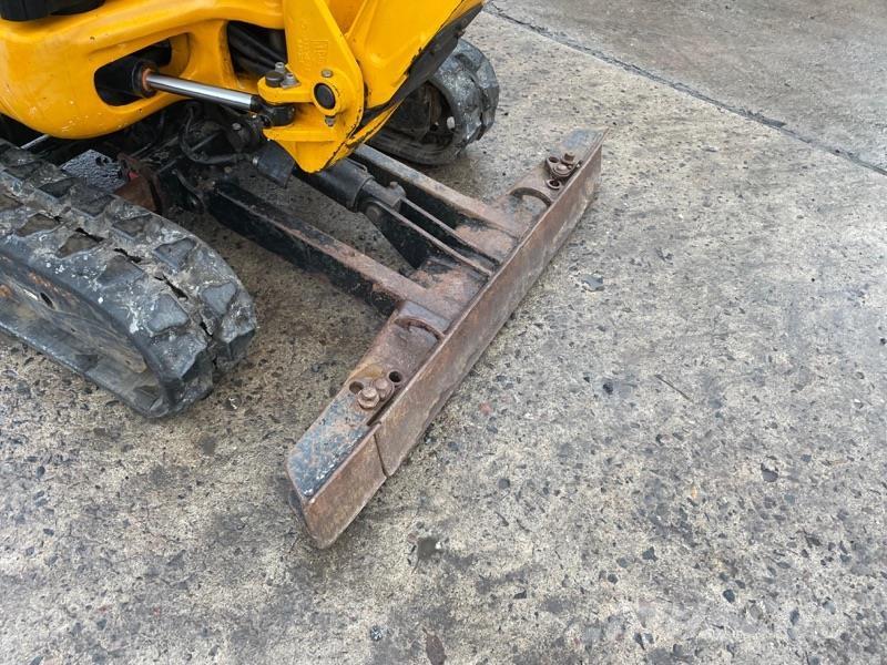 JCB 8018 CTS Miniescavadeiras