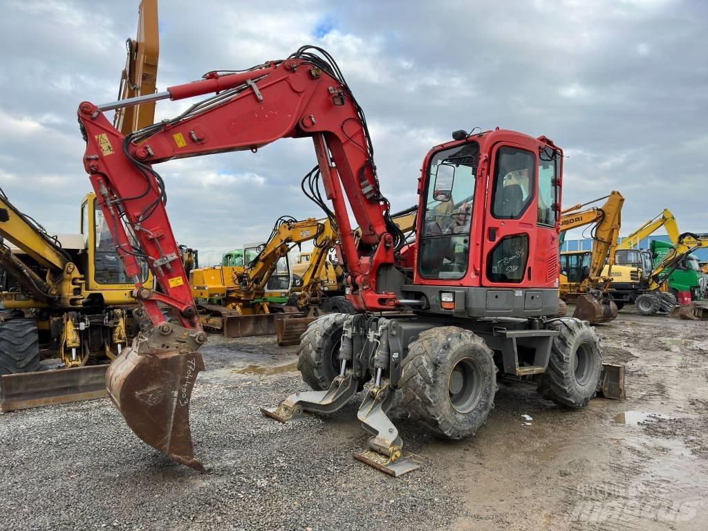Komatsu PW98MR-8 Escavadoras de rodas