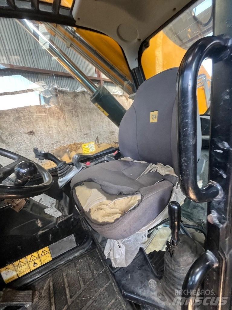 JCB 540-170 Manipulador telescópico