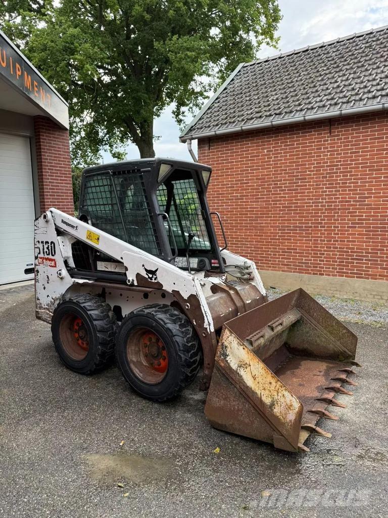 Bobcat S130 Minicarregadeiras