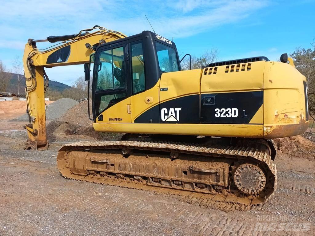 CAT 323 DL Escavadeiras de esteiras
