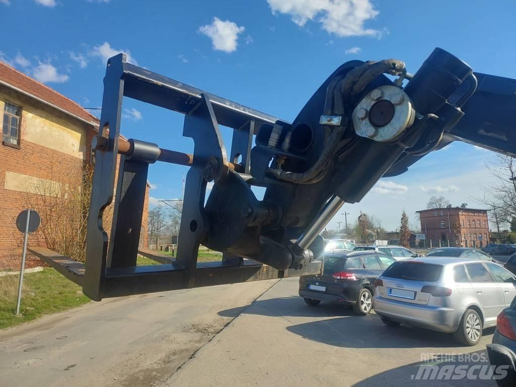 JCB 520-40 Manipulador telescópico