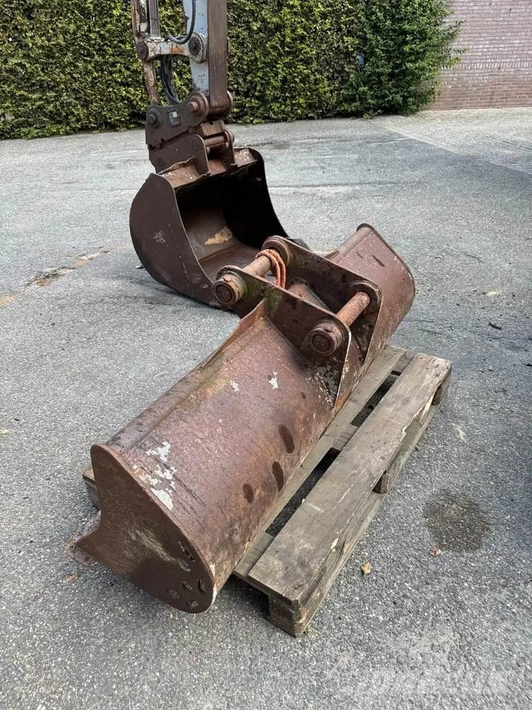 Takeuchi TB 175 Escavadoras Midi 7t - 12t