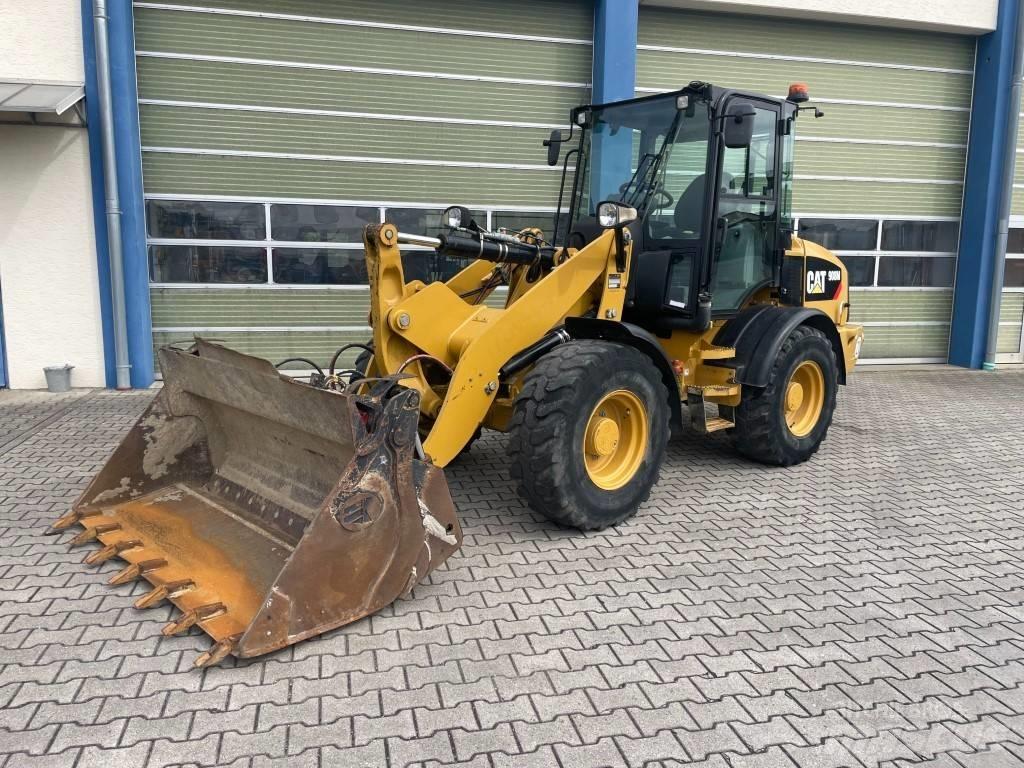 CAT 908 M Carregadeiras de rodas