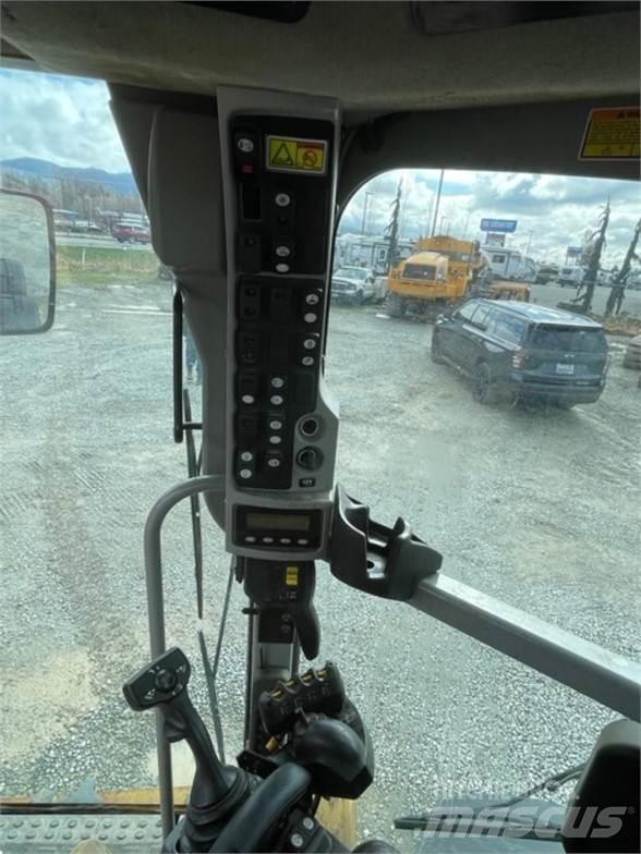 CAT 160M Motoniveladoras