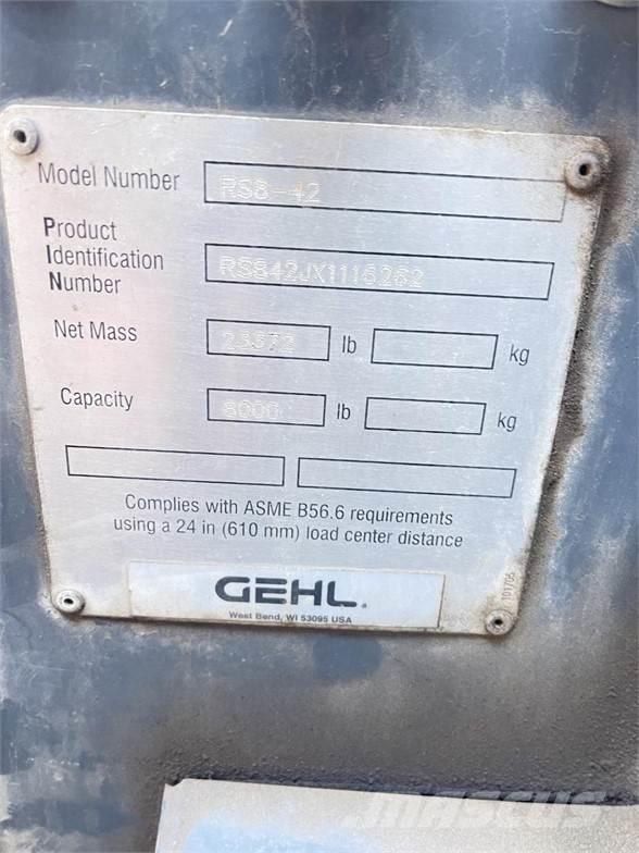 Gehl RS8-42 Manipulador telescópico