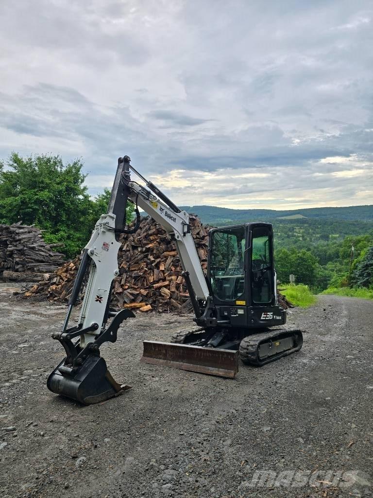 Bobcat E35 Miniescavadeiras