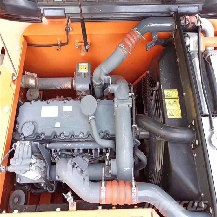 Doosan DX 225 Escavadeiras de esteiras