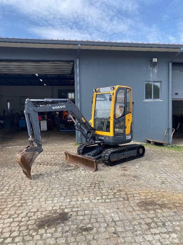 Volvo ECR 28 Miniescavadeiras