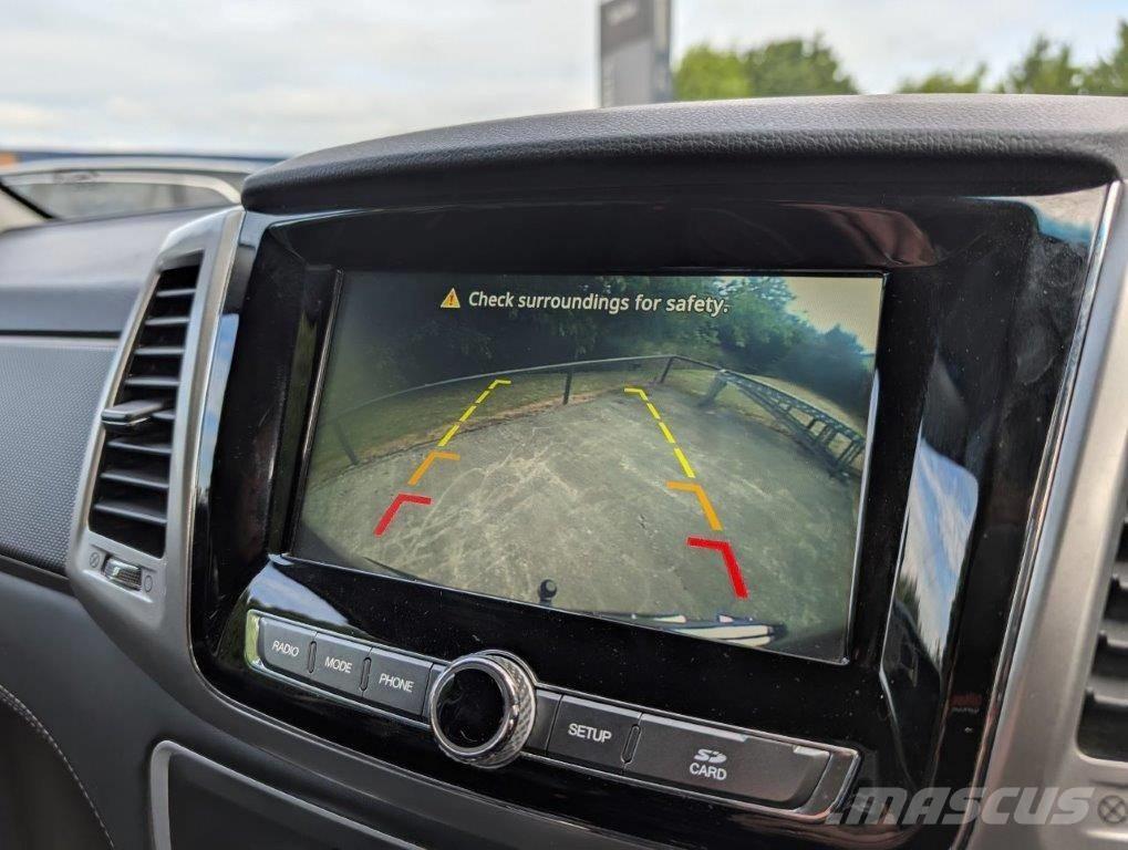 Ssangyong Musso Automóvel
