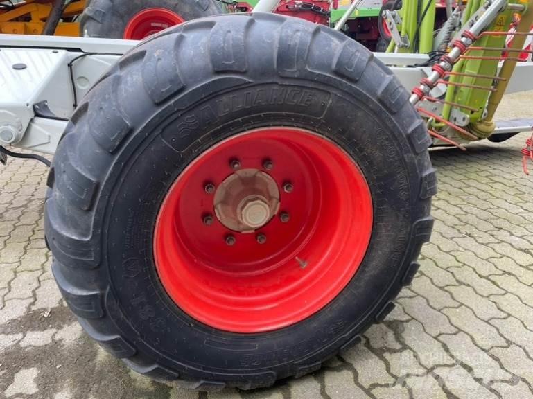 CLAAS Liner 3600 Encordoadores de Feno