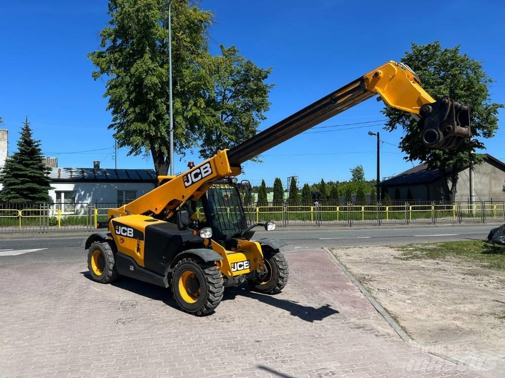 JCB 525-60 Hiviz Manipulador telescópico