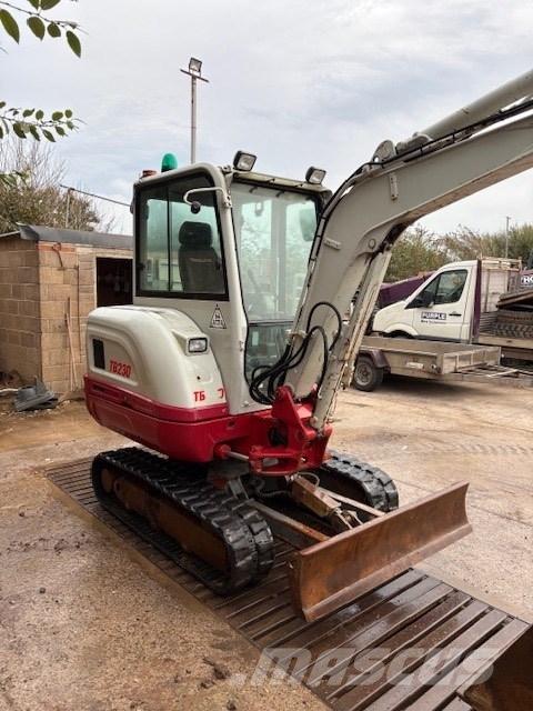Takeuchi TB 230 Miniescavadeiras
