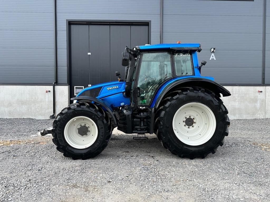 Valtra N 123 Tratores Agrícolas usados